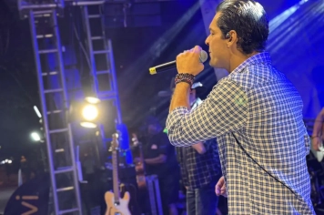 Foto - Show Léo e Junior 07/03 - 184 Anos De Tietê