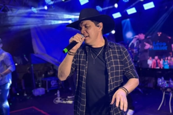 Foto - Show Léo e Junior 07/03 - 184 Anos De Tietê