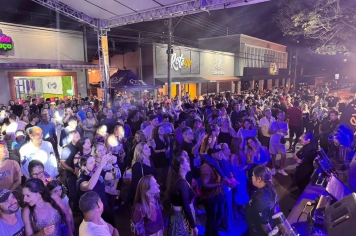 Foto - Show Léo e Junior 07/03 - 184 Anos De Tietê