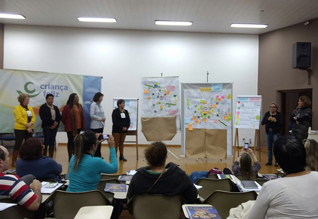 Equipe da Assistência Social participa do Seminário Regional do Programa Criança Feliz