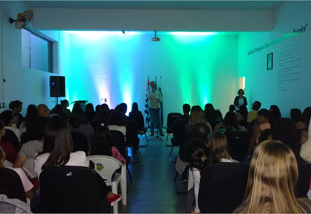 Prefeitura realiza I Festival de Poesias