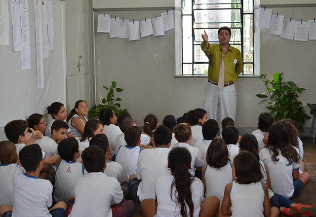 Dia da Poesia é comemorado com evento na Biblioteca Municipal