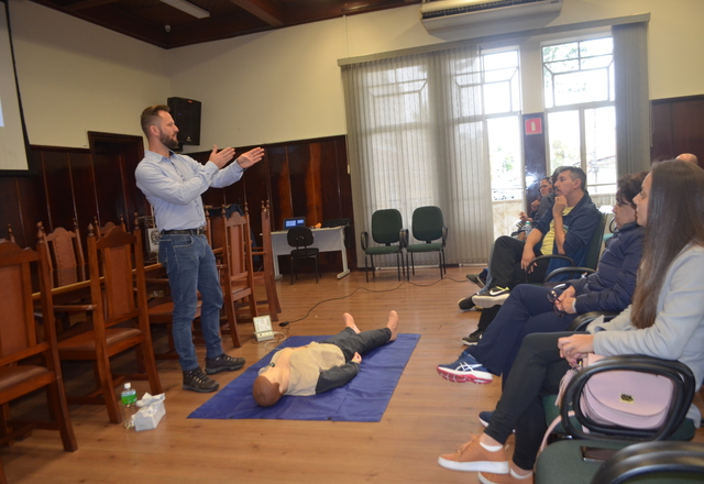 Segurança do Trabalho realiza Palestra de 1° Socorros