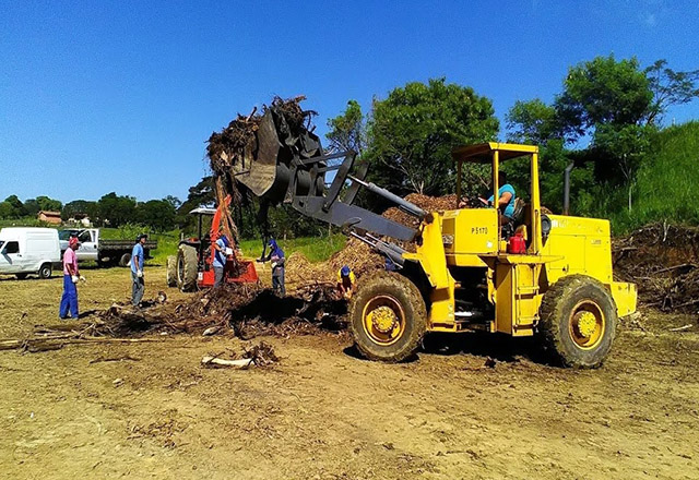 Semades Realiza Processamento De Galhos Na Fait