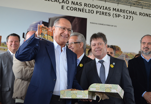 Alckmin anuncia início de duplicação em rodovia de Tietê