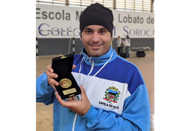 Tieteense é homenageado pelo CREF