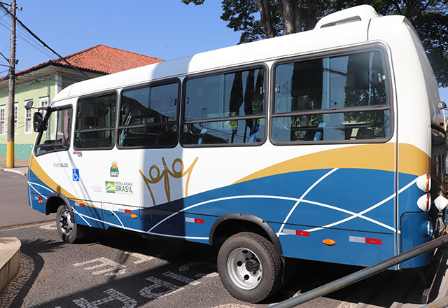 Tietê conquista micro-ônibus para Assistência Social