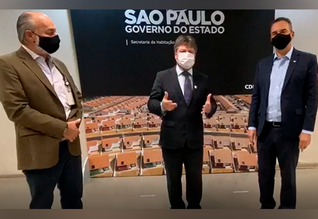 A Prefeitura do Município de Tietê assinou convênio com a Secretaria da Habitação do Estado de São Paulo para receber do CDHU, 100 casas populares