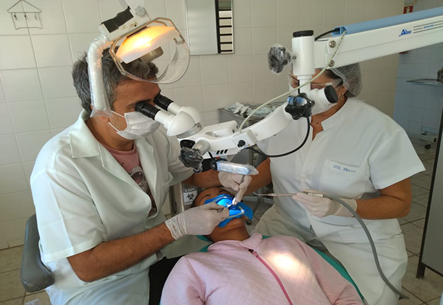 Secretaria de Saúde adquire Microscópio Cirúrgico para o Centro Odontológico