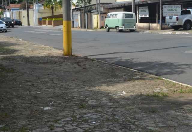 Avenida Beira Rio passa por manutenção