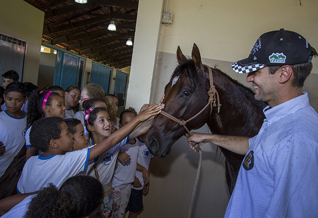Alunos da rede municipal participam do Projeto Escola no Campo