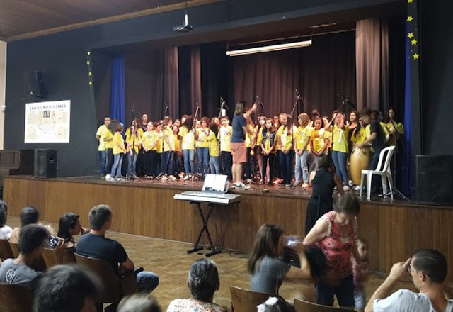 Projeto Guri encerra Semestre com Apresentação na Escola Plínio