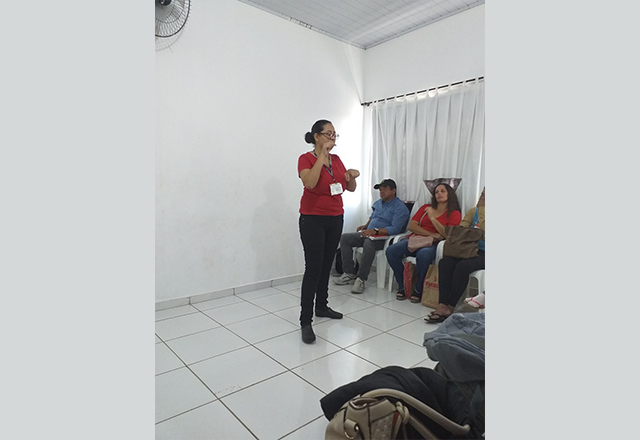 Equipe da Requalificação Profissional participa de palestra sobre prevenção de doenças através da administração de vacinas