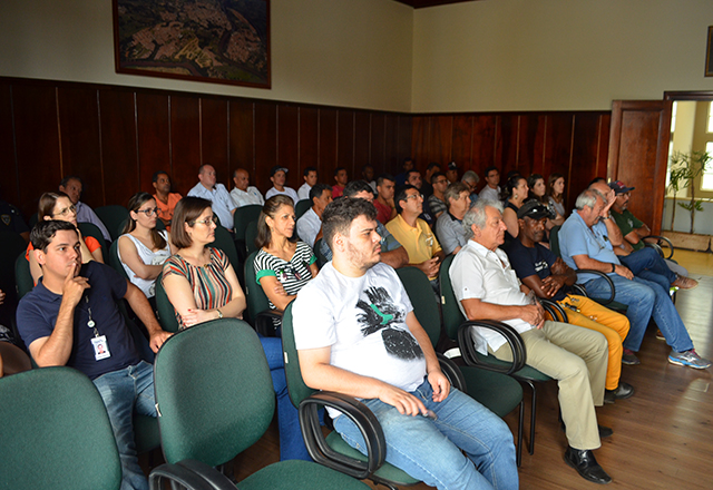 CIPA realiza palestra sobre direção defensiva para motoristas