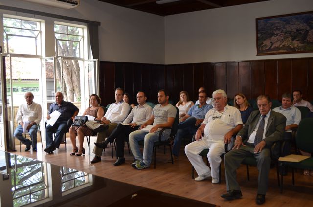 Vlamir Sandei inicia seu mandato com nomeação de secretários