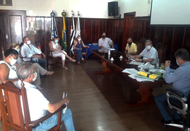 Comitê Municipal de enfrentamento à COVID-19 reuniu-se para discutir o retorno das atividades presenciais escolares