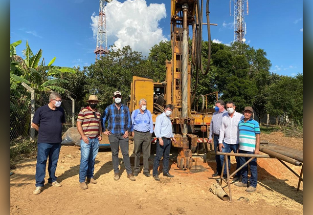 Novo poço artesiano começa a ser perfurado vizinho ao bairro São Pedro