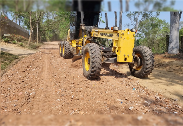 NOVAS ESTRADAS RURAIS RECEBERAM APLICAÇÃO DE MATERIAL DE ALTA COMPACTAÇÃO E RESISTÊNCIA