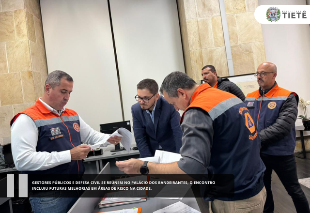 Gestores públicos e defesa civil se reúnem no Palácio dos Bandeirantes, o encontro incluiu futuras melhorias em áreas de risco na cidade.