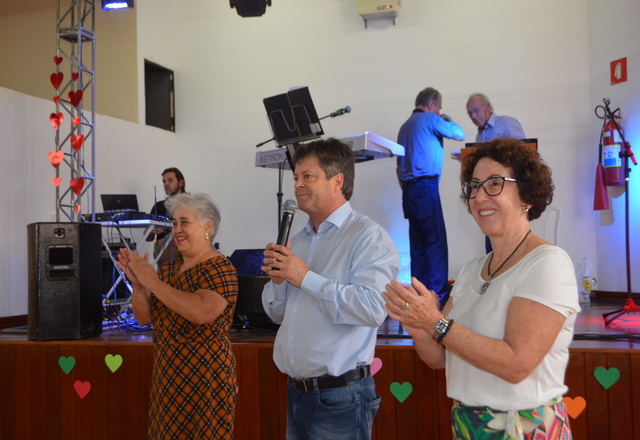 Assistência Social promove Festa das Mães com Grupo Vivendo Feliz