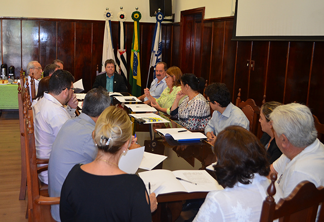 Prefeitos da Região se reúnem para falar da saúde na região